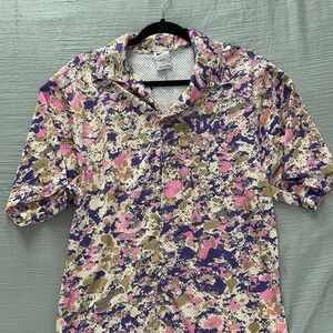 Men’s Nike Polo Button up size small